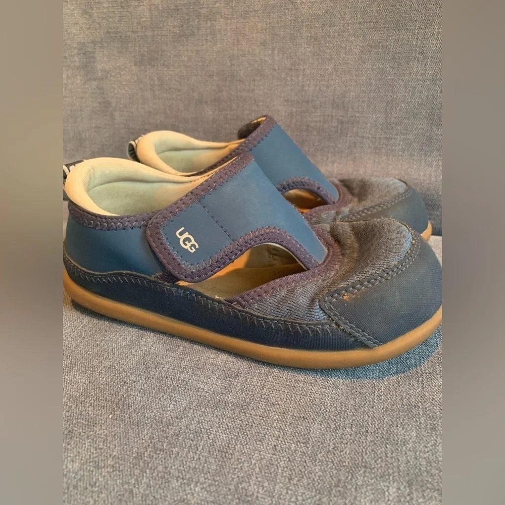 UGG unisex kids